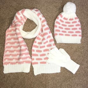 NWOT Winter accessories scarf beanie and glove set